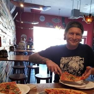 Meet your Posher, Skot